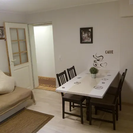 Apartement 54 *